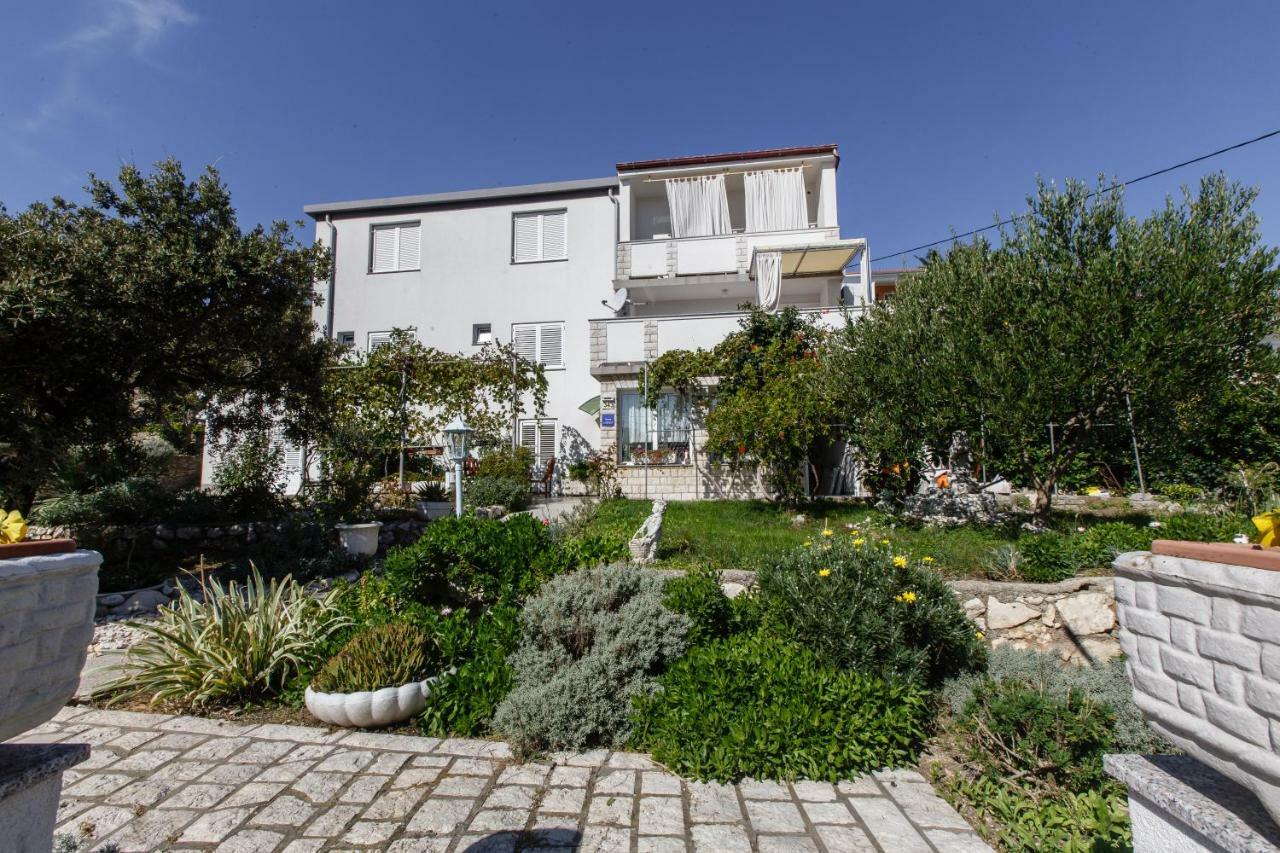 Apartments Maris Rab Town Buitenkant foto